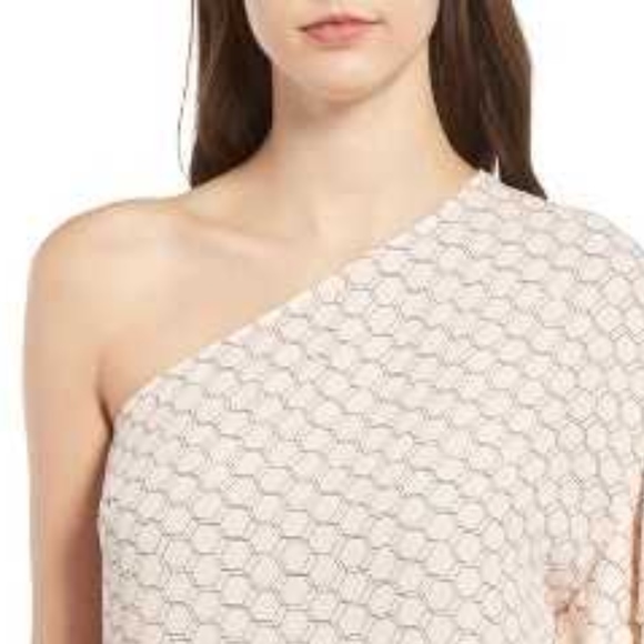 Trouve Ruffle One-Shoulder Top - Picture 2 of 3